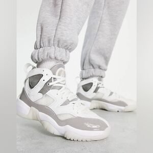 Jordan jumpman two trey